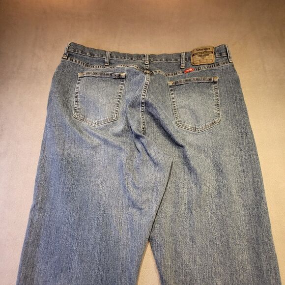 Wrangler Jeans Mens 33x29 Blue Denim Relaxed Fit Straight Leg Western Rodeo - Picture 8 of 9